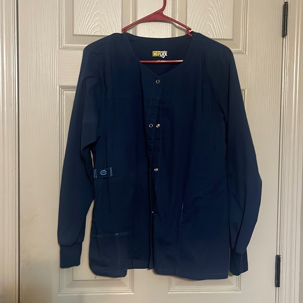 Wonder Wink scrub jacket